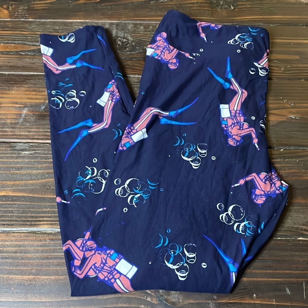 TC NWOT LuLaRoe Leggings DD22‎ 6240